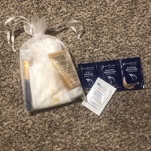 Sengenence gold face mask